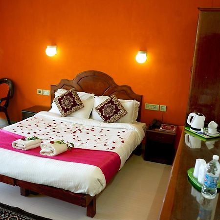 Ocean Bay Ayurvedic Beach Resort コーバラム エクステリア 写真